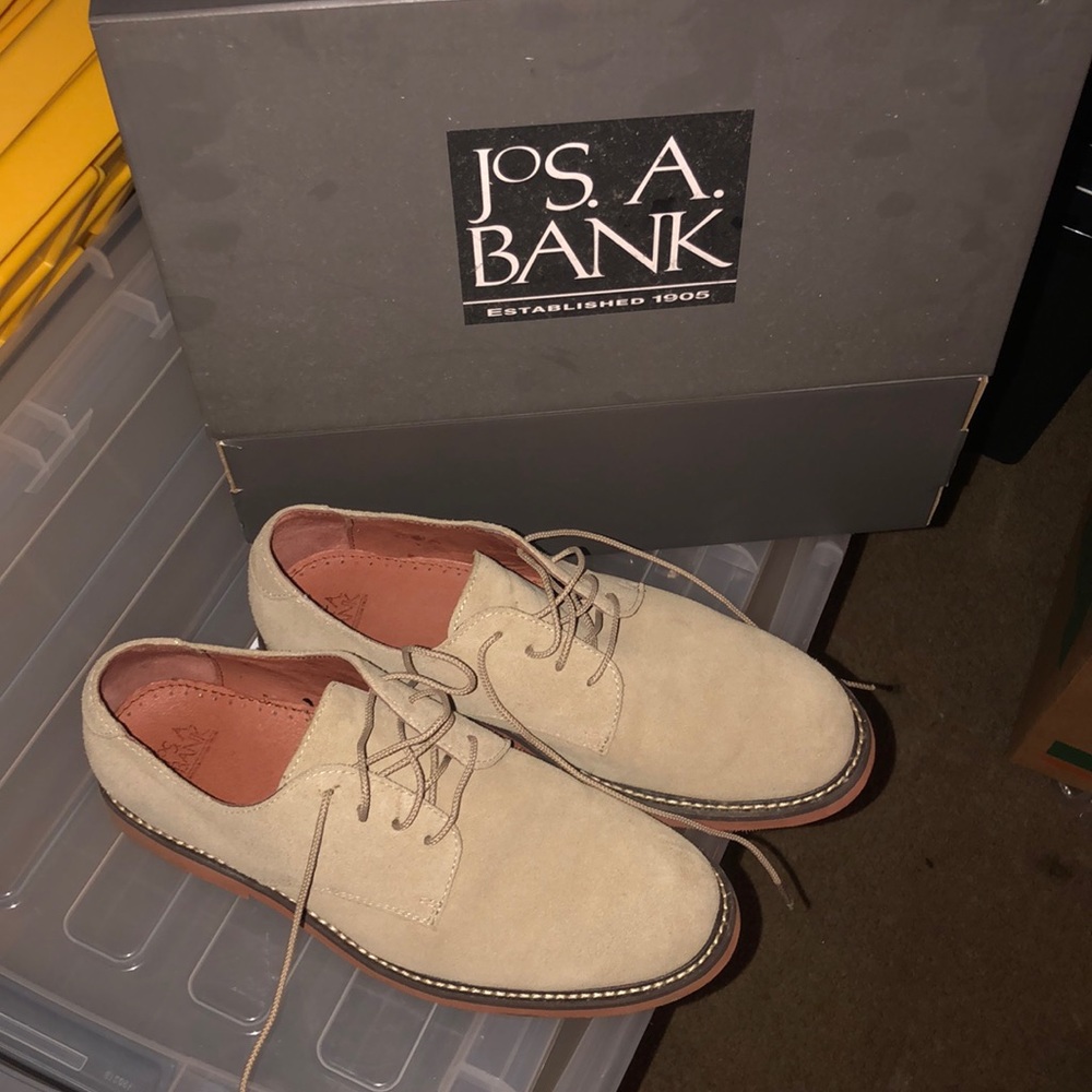 Men’s shoes